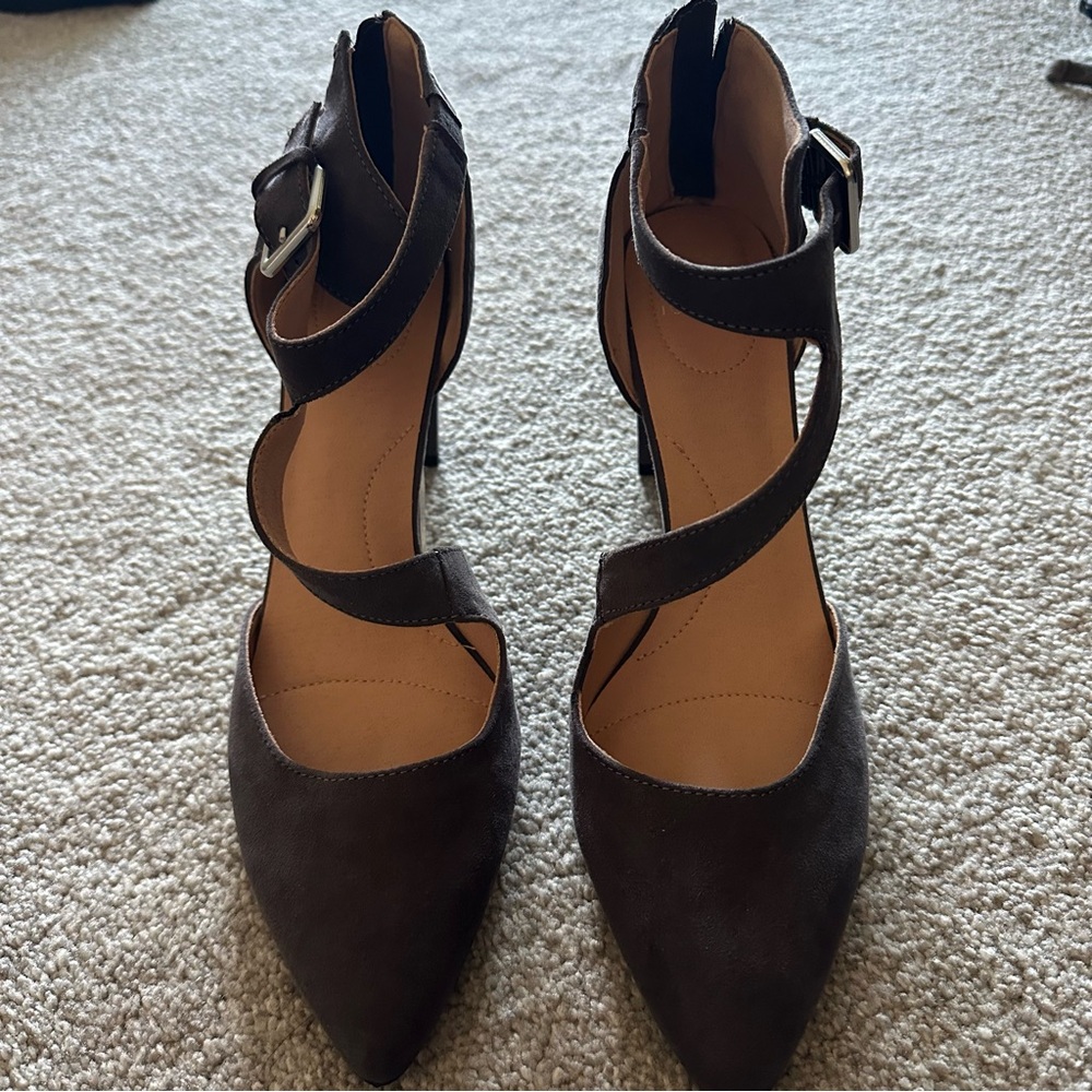 💥New! Heels sz 9.5